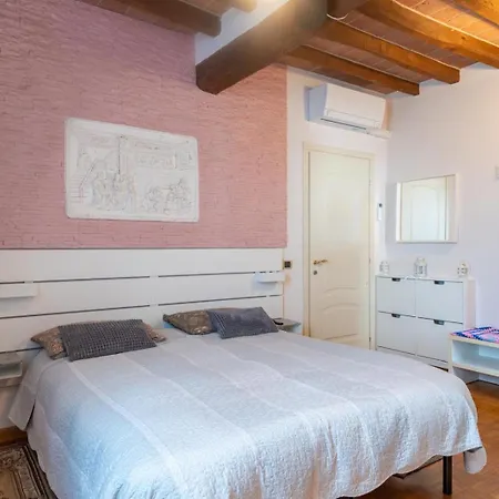 La Fossetta Bed and breakfast